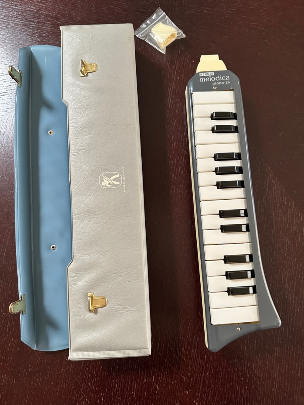 Vintage Hohner Melodica Piano 26 mouth organ instrument